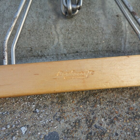 Vintage Baribocraft Made in Canada Wood Pants Hanger - Picture 3 of 13